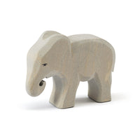 Ostheimer Elephant Small, Eating 2017 - Amousewithahouse